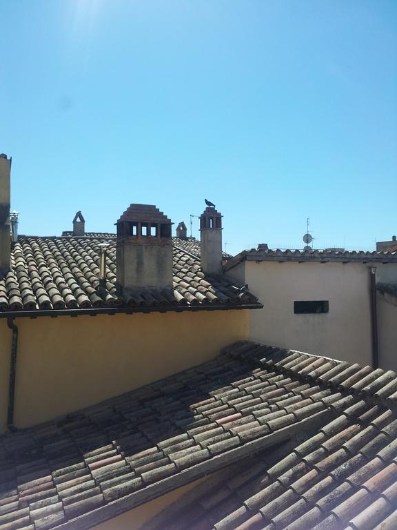 Antico Gioiello Umbro , Con Terrazza * Foligno